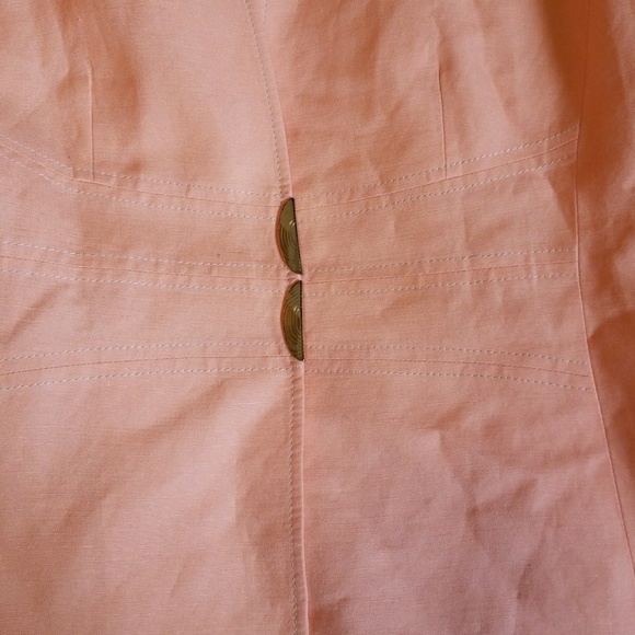 Blazer - Picture 4 of 7